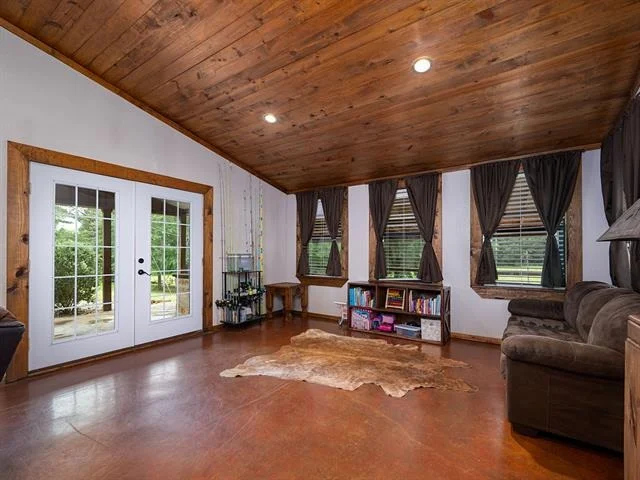 Photo of 4240 County Road 2107