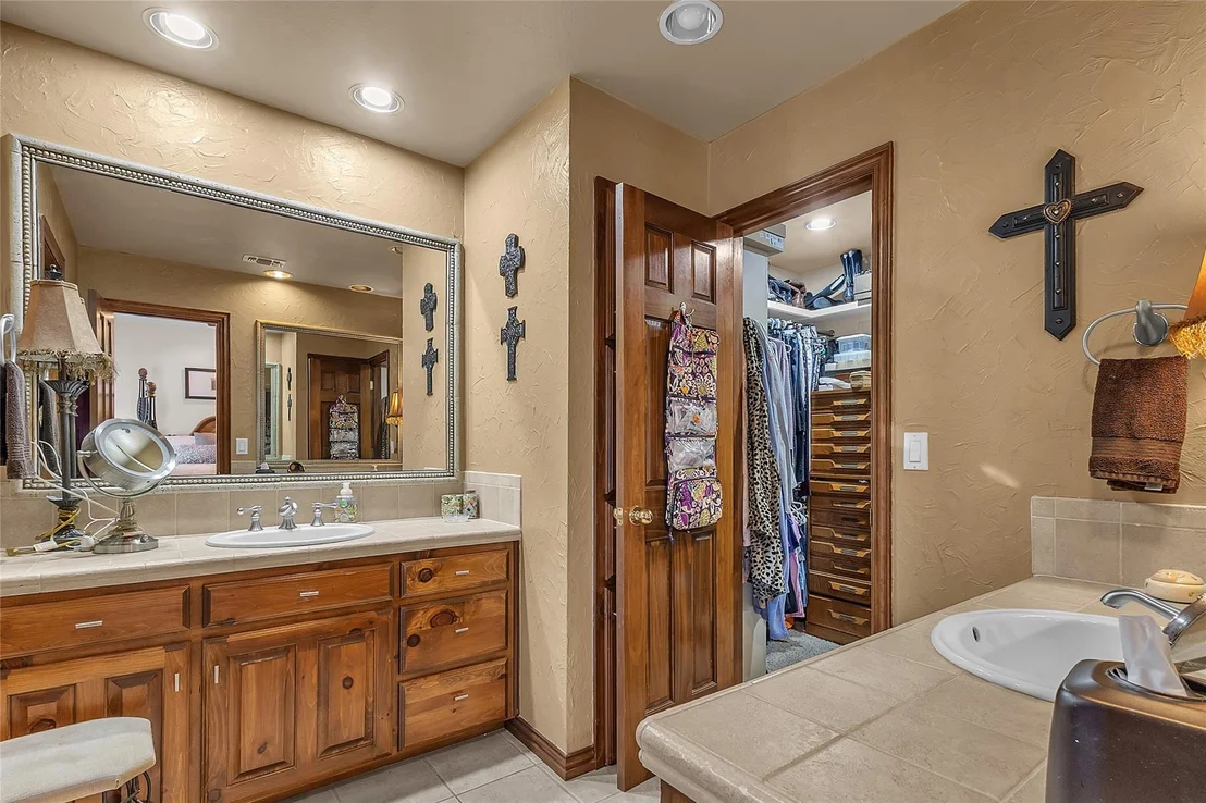 Photo of 2024 Bluff Creek Drive