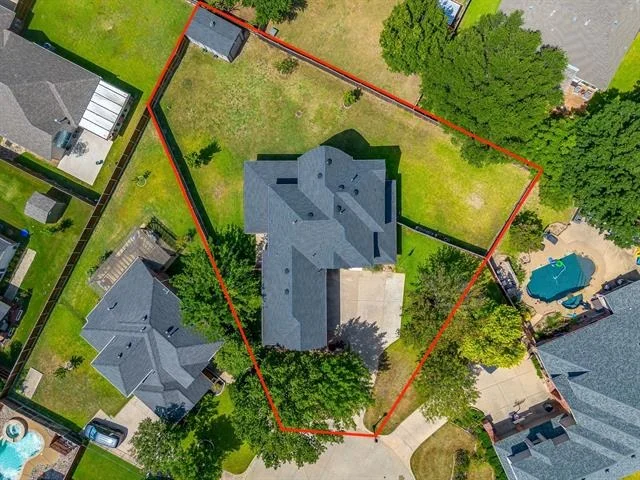 Photo of 18 Hideaway Court