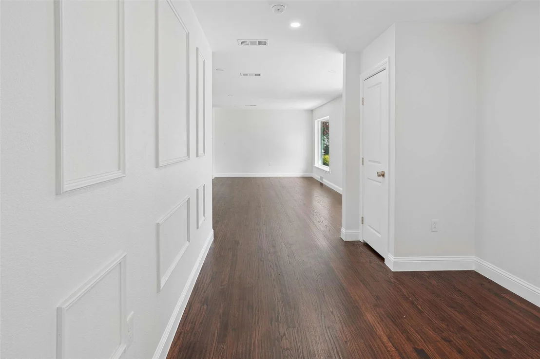Photo of 6615 Ridgemont Drive