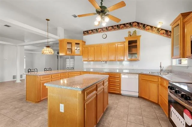 Photo of 853 County Road 4390