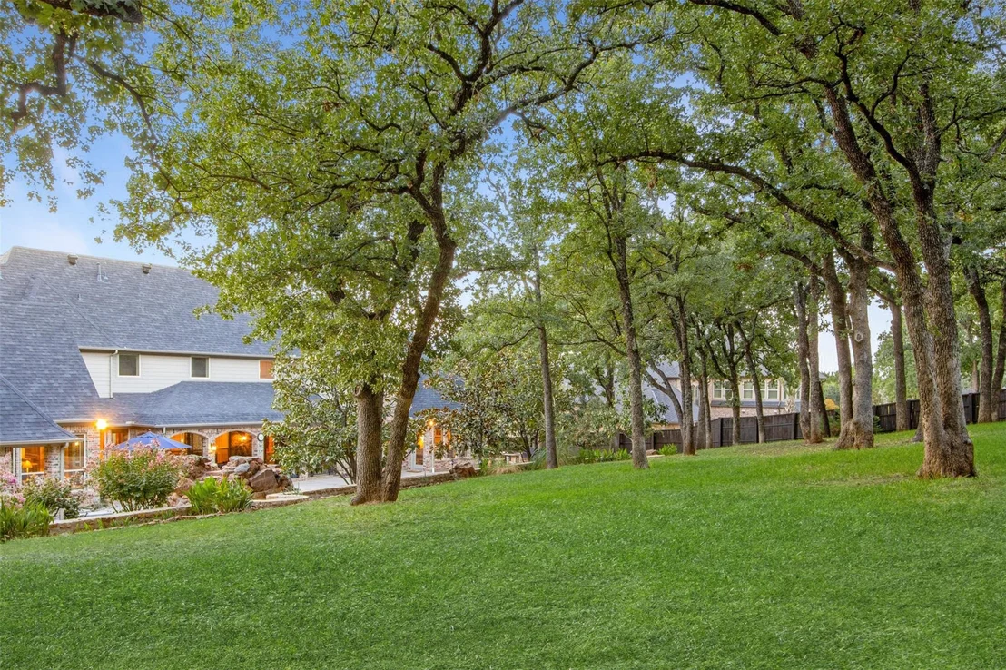 Photo of 1613 Buckingham Drive