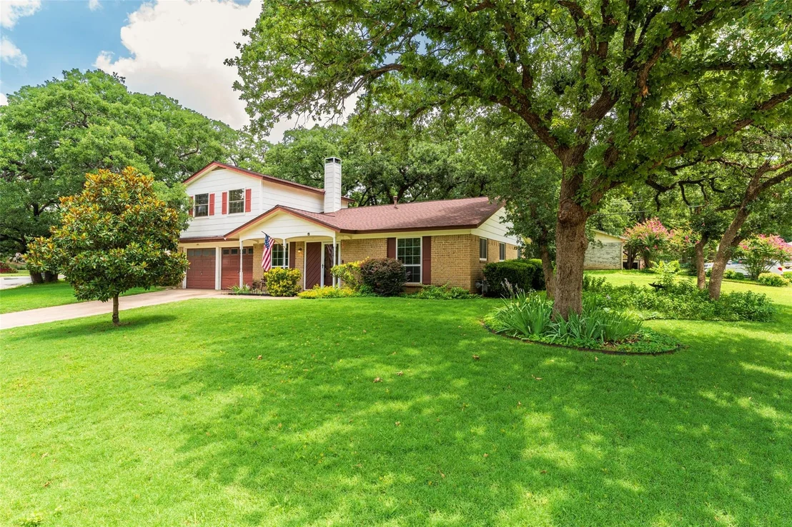 Photo of 2930 Duff Drive