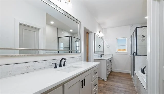 Photo of 140 Logan