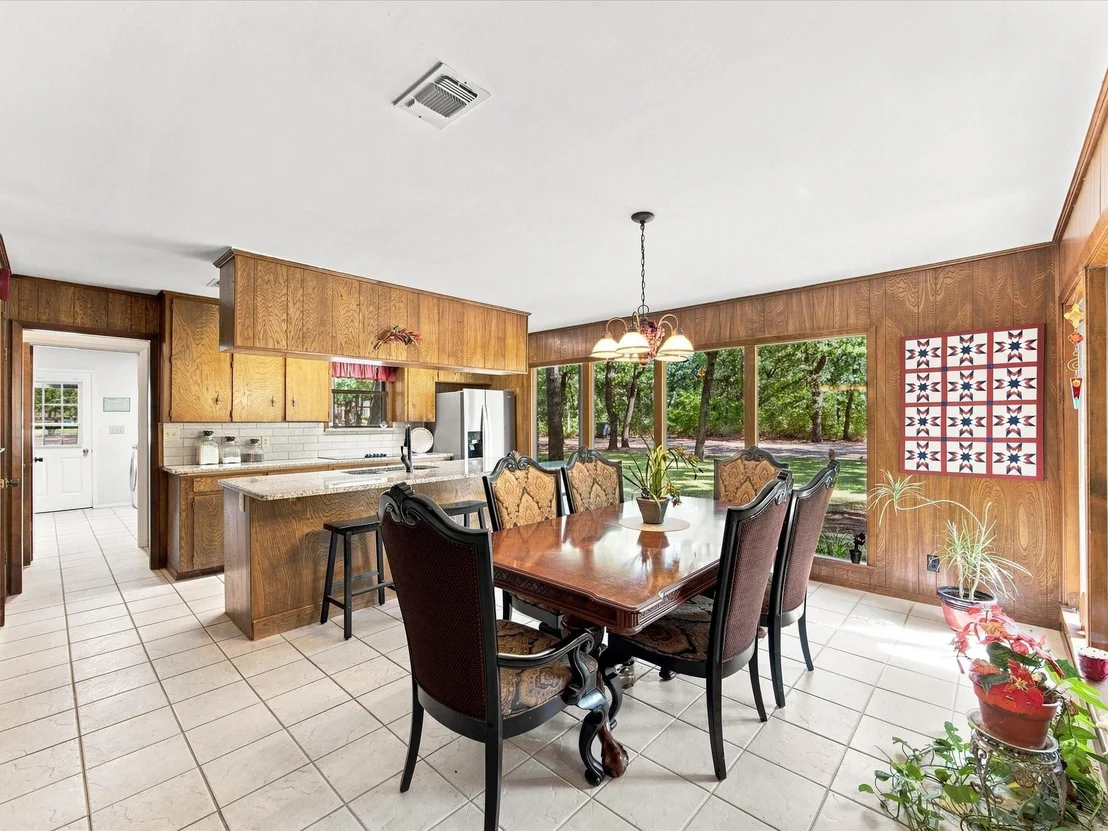 Photo of 194 PR 203