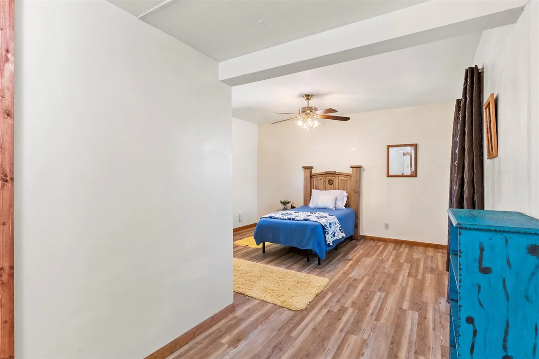 Photo of 1500 County Road 404