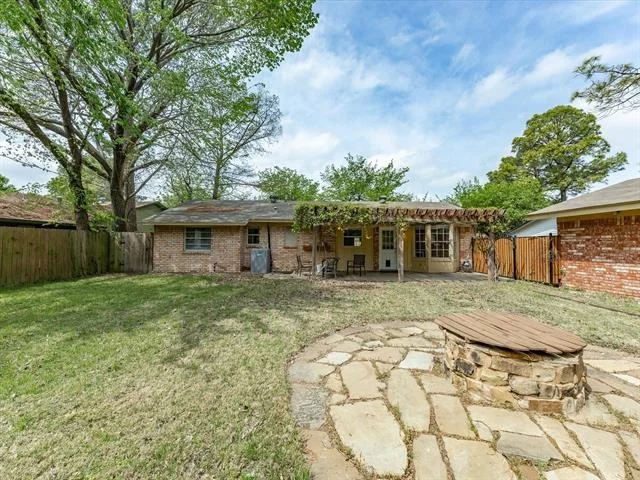 Photo of 2732 Foxcroft Circle
