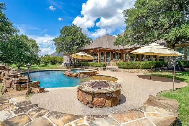 Photo of 9549 Dickson Road