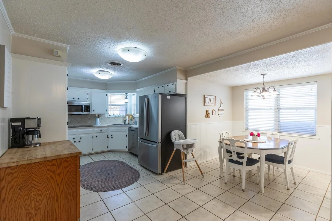 Photo of 4002 Ligustrum Drive