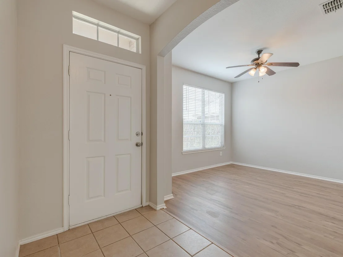 Photo of 4629 Indian Rock Drive