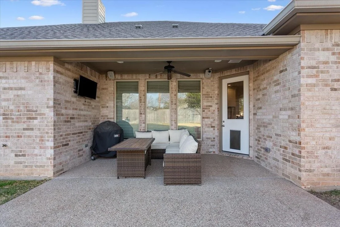 Photo of 10337 Fallen Leaf Drive