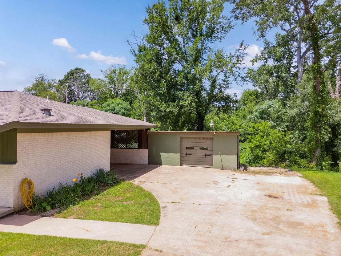 Photo of 137 Gardner Drive