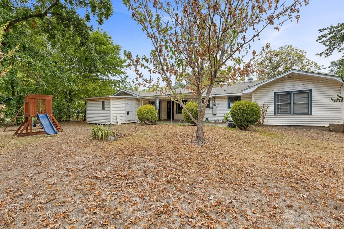 Photo of 3300 Wynmore Drive