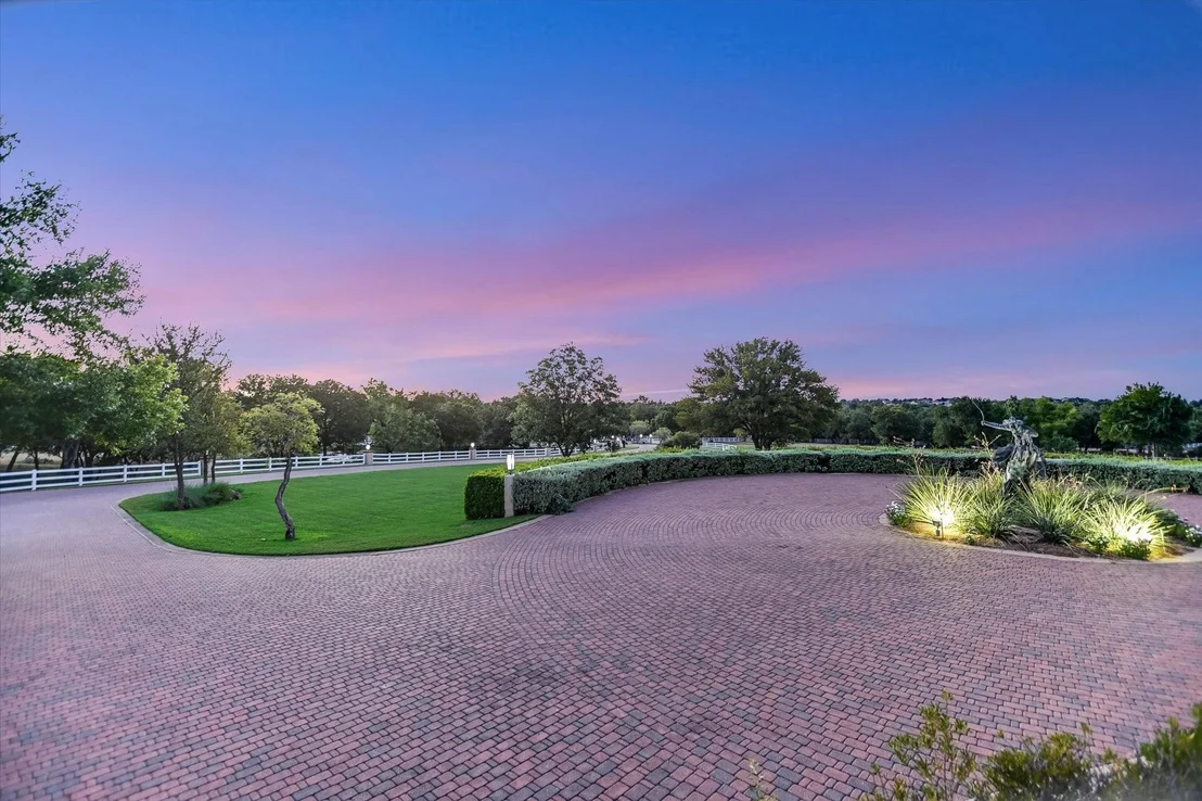 Photo of 409 Haney Trace
