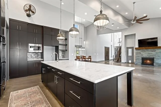 Photo of 24116 Sun Ridge Road