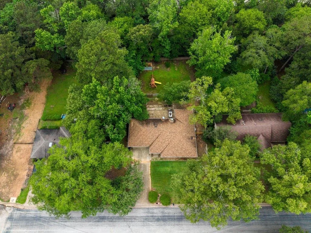 Photo of 15060 Willowwood Drive