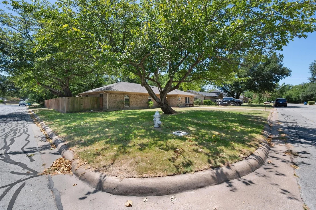 Photo of 401 Hutson Drive