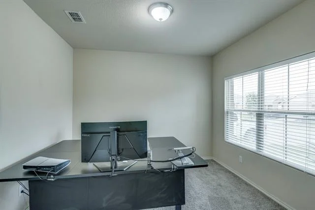 Photo of 616 Cameron Way