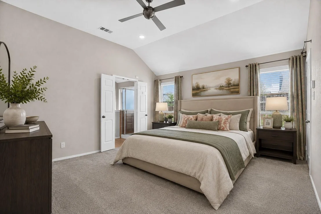Photo of 817 Peach Lane