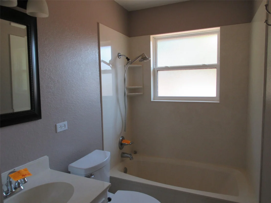 Photo of 626 Friendly Oaks Drive