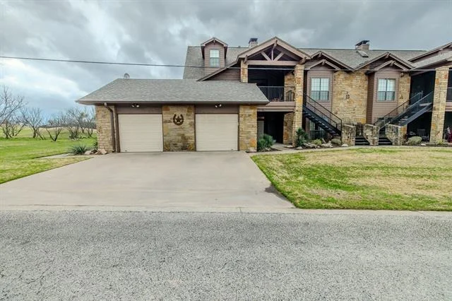 Photo of 1101 Eagle Point Circle