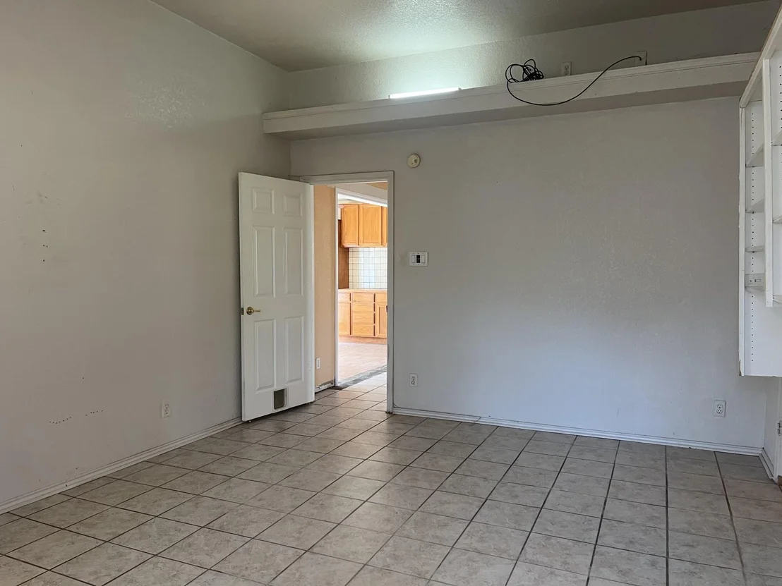 Photo of 3908 Lakecliff Drive