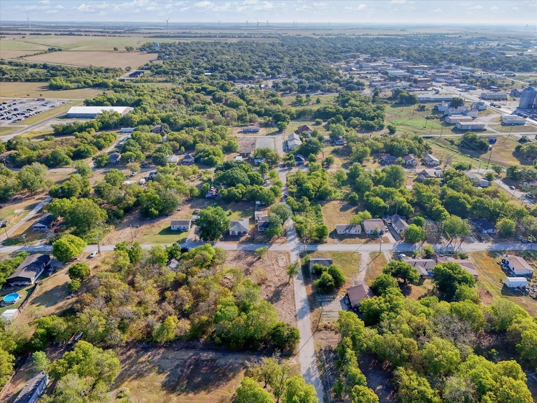 Photo of 301 N Waco Street