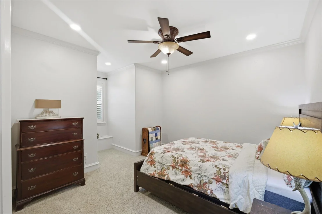 Photo of 1025 Cedar Glen Trail