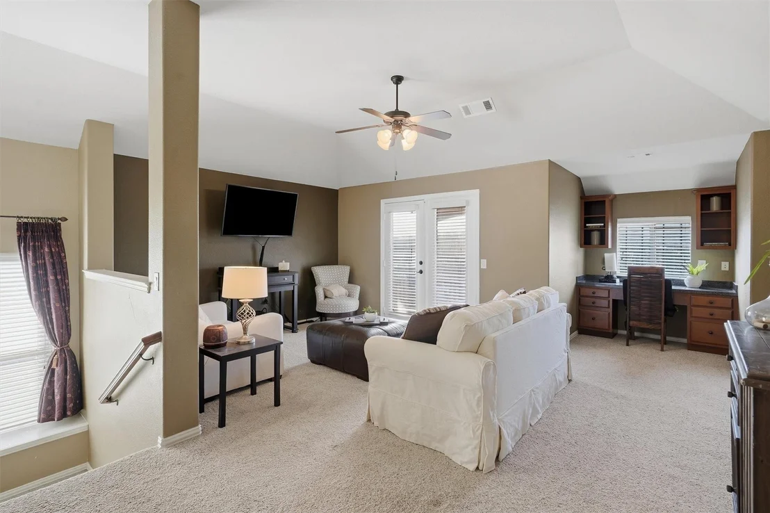 Photo of 305 Mossy Oak Trail