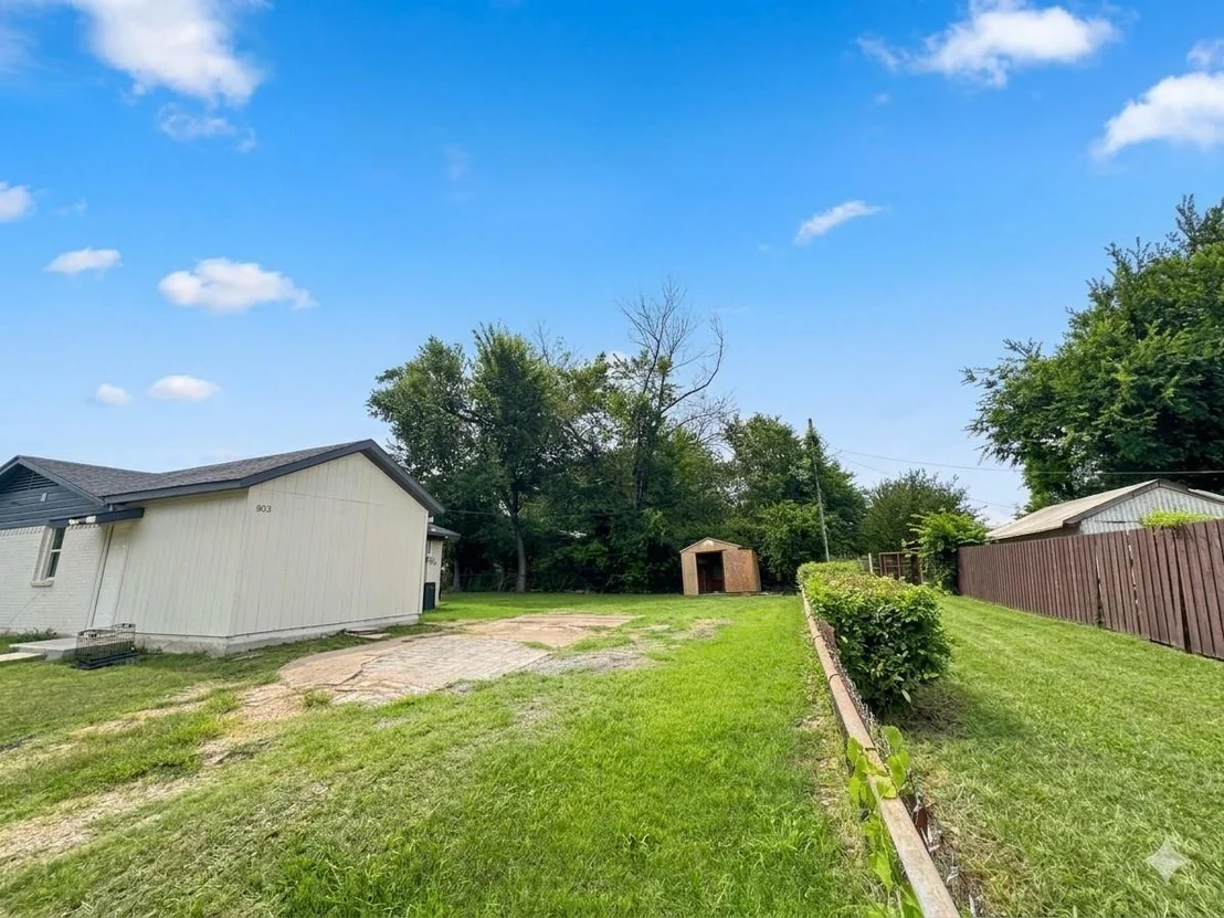Photo of 803 Powell Circle
