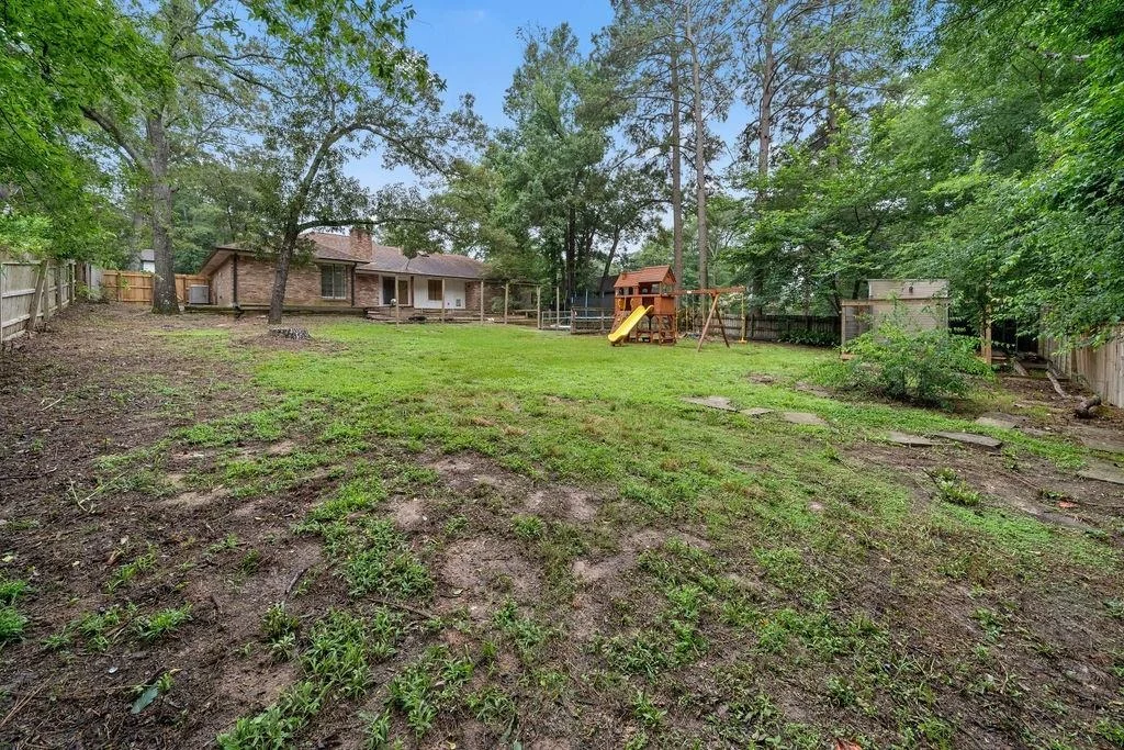 Photo of 15060 Willowwood Drive