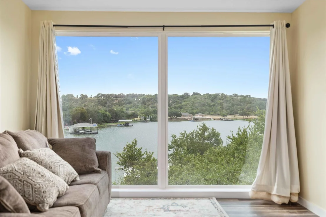 Photo of 201 Cove Circle