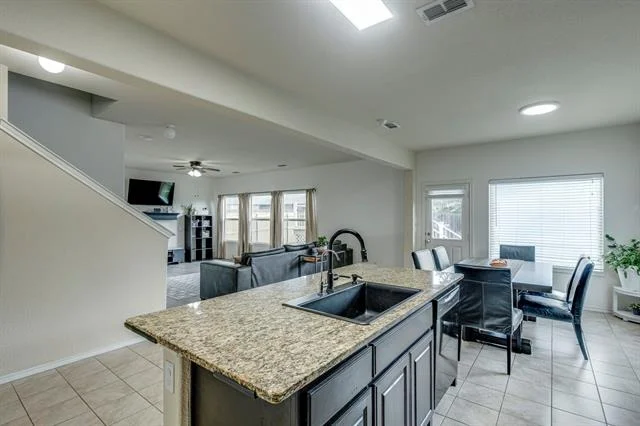 Photo of 616 Cameron Way