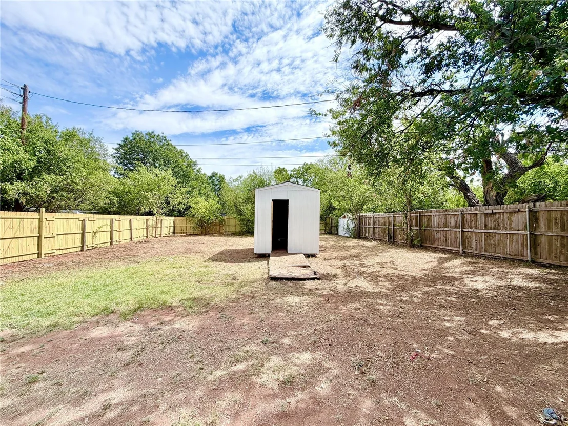 Photo of 525 Miller Street