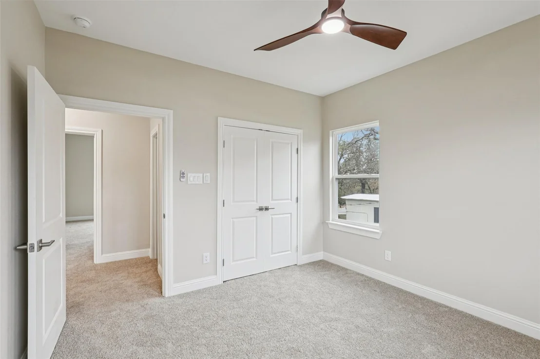 Photo of 1713 Highland Drive W