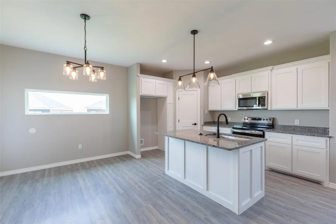 Photo of 7908 Freedom Crest Avenue