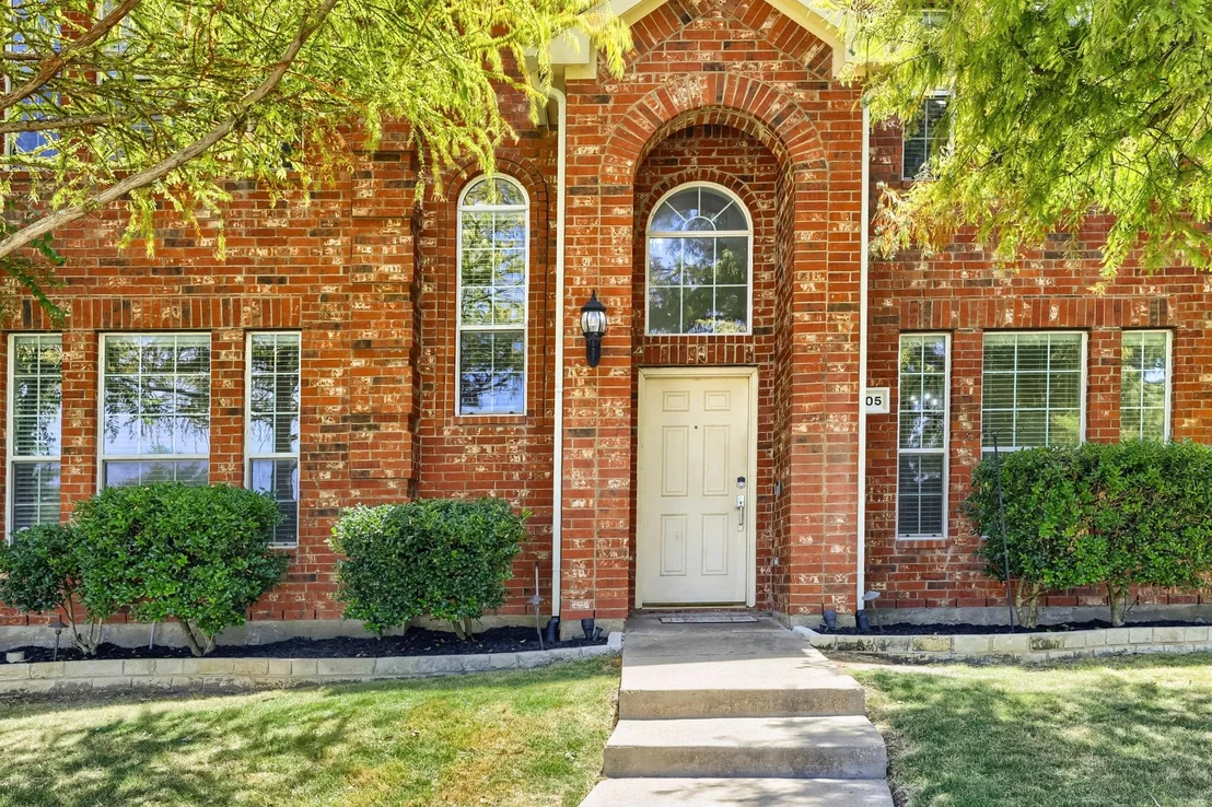 Photo of 5905 Big Pine Drive