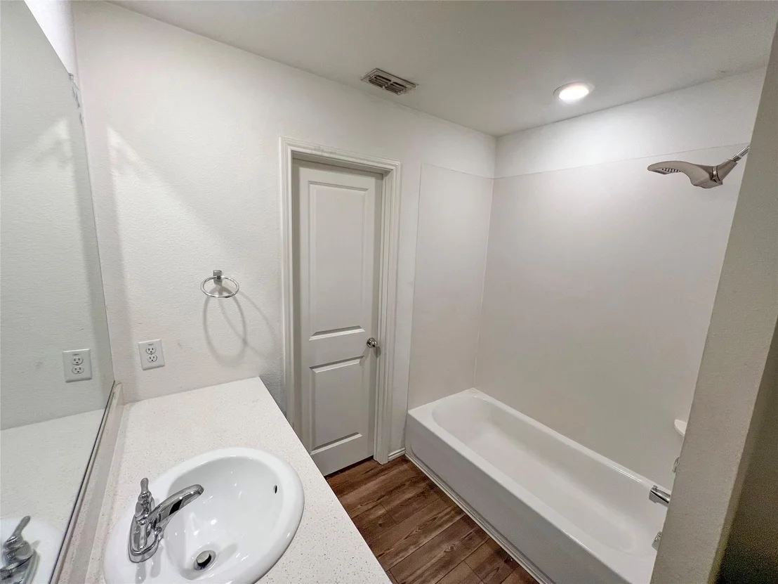 Photo of 715 Deerfern Drive