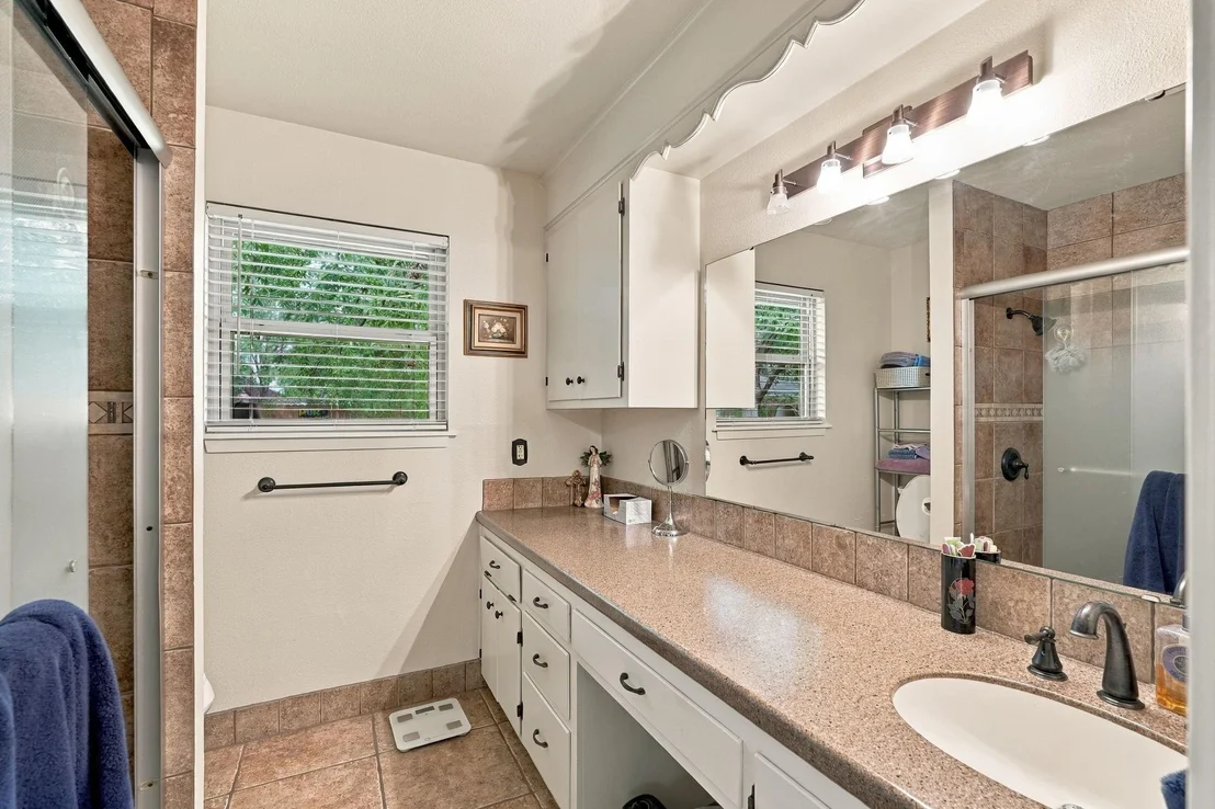Photo of 4333 Caprock Road