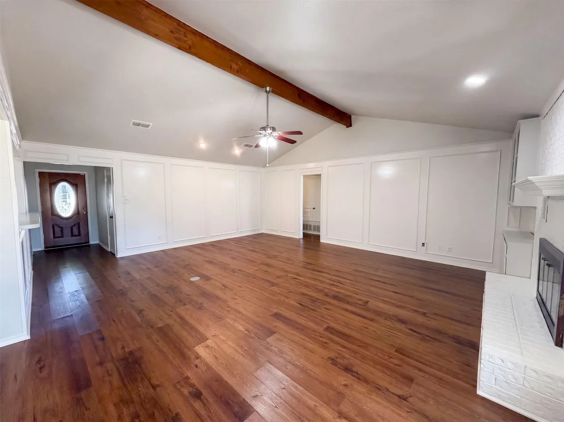 Photo of 1208 Hillcrest Drive