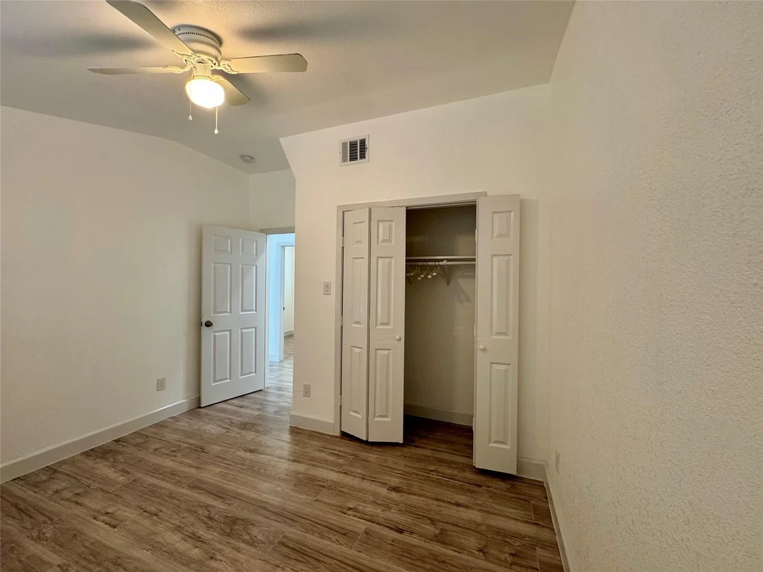 Photo of 5777 County Road 927