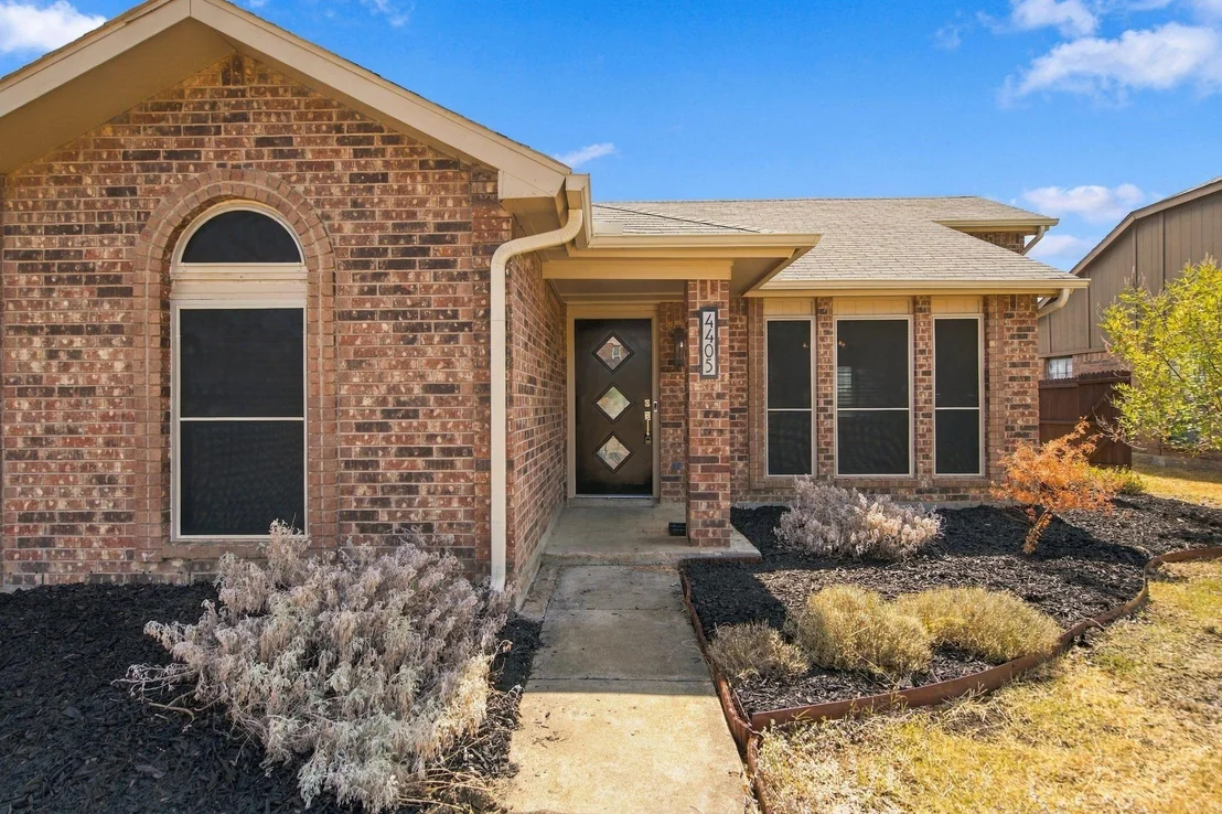 Photo of 4405 Queen Circle