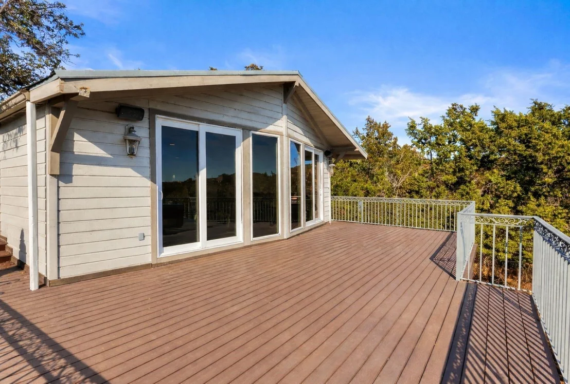Photo of 8007 Sharon Road