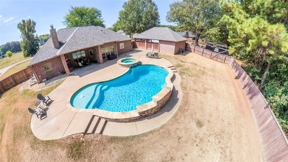 Photo of 135 Pond Drive
