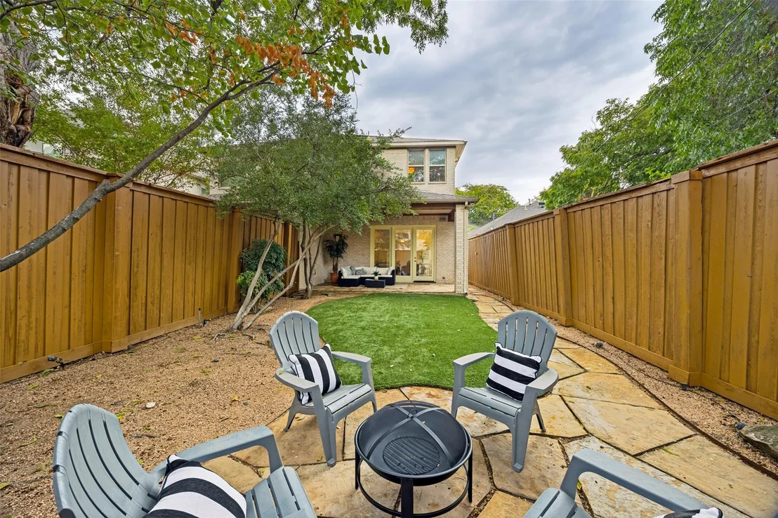 Photo of 5122 Vickery Boulevard