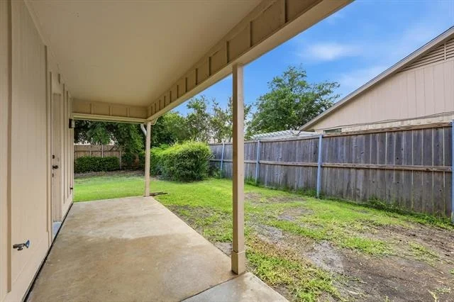 Photo of 2804 Elk Grove Road