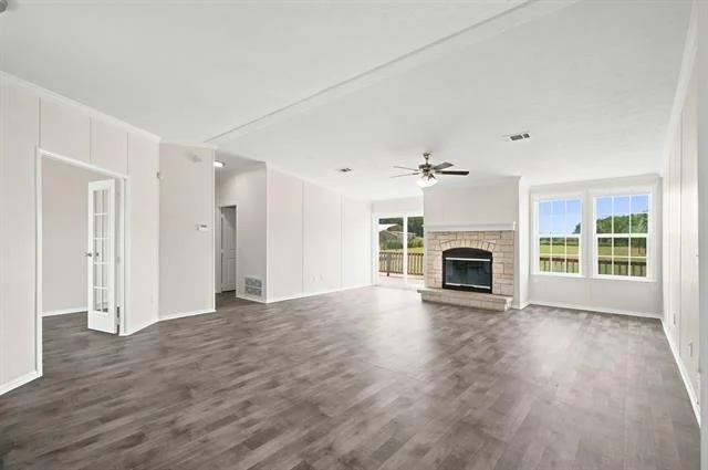 Photo of 1040 Earp Road