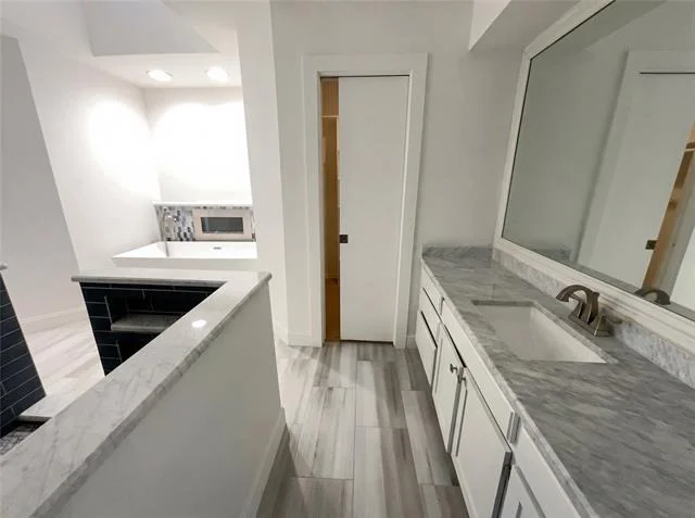 Photo of 401 Kenshire Drive