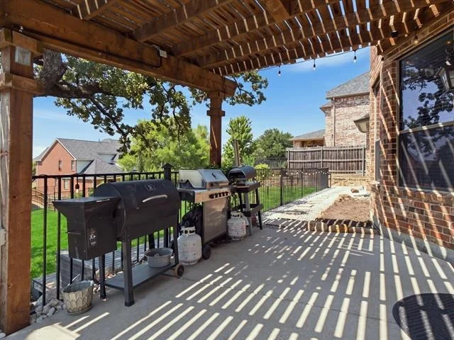 Photo of 4956 Exposition Way