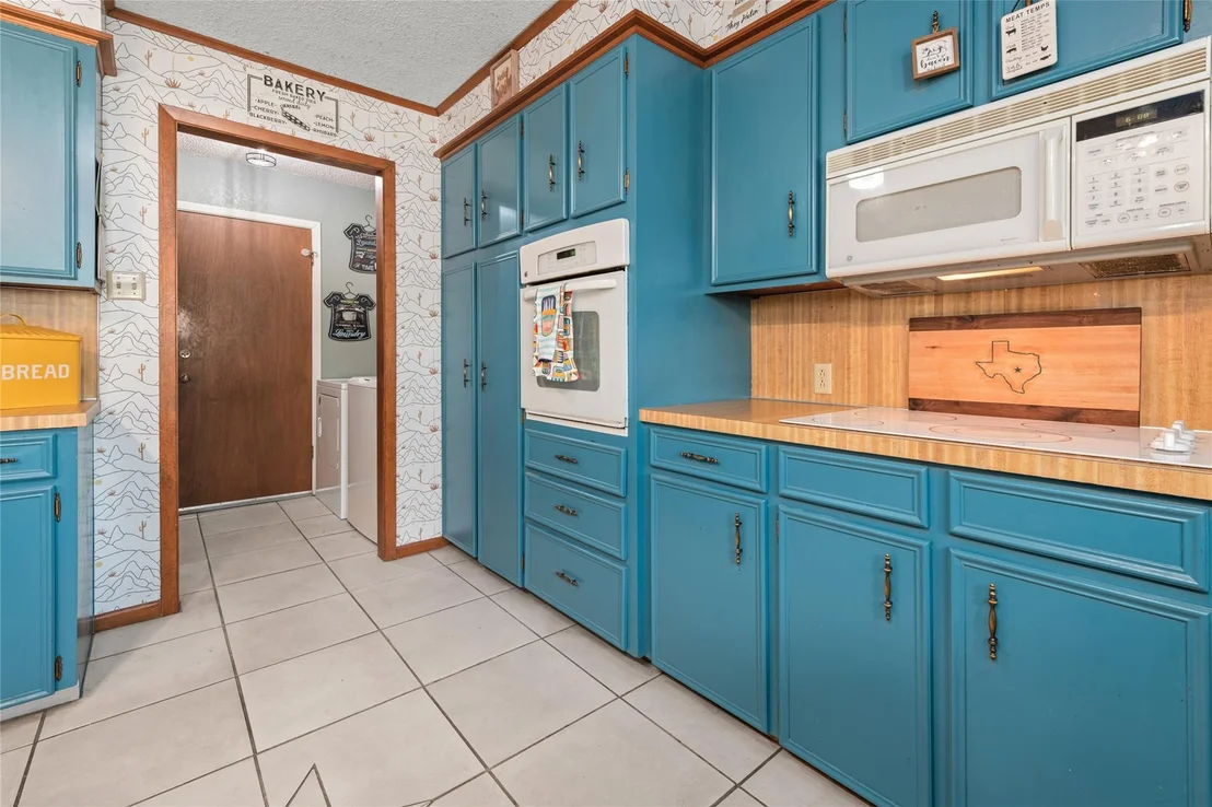 Photo of 1017 Chriswood Drive